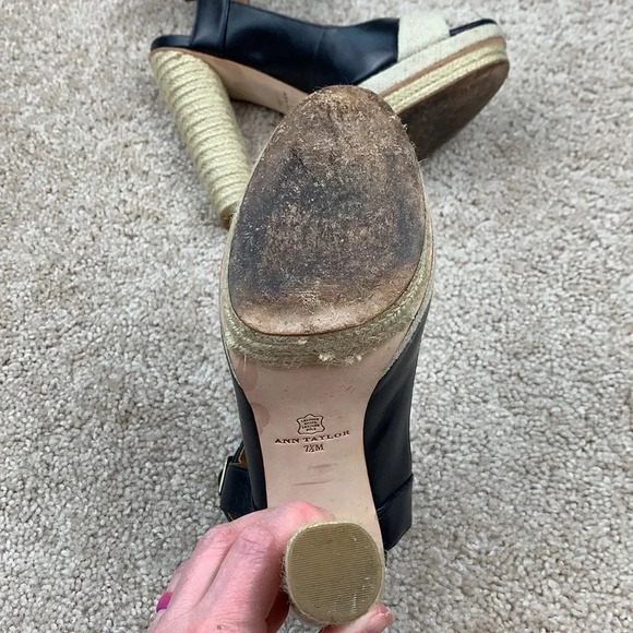 Ann Taylor navy Briston peep toe platform heels 7.5 - Picture 8 of 11